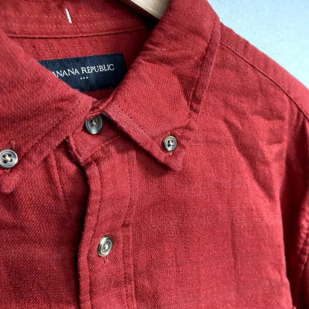 Banana Republic Flannel Button Up Shirt - Standard Fit - Red Orange - XL